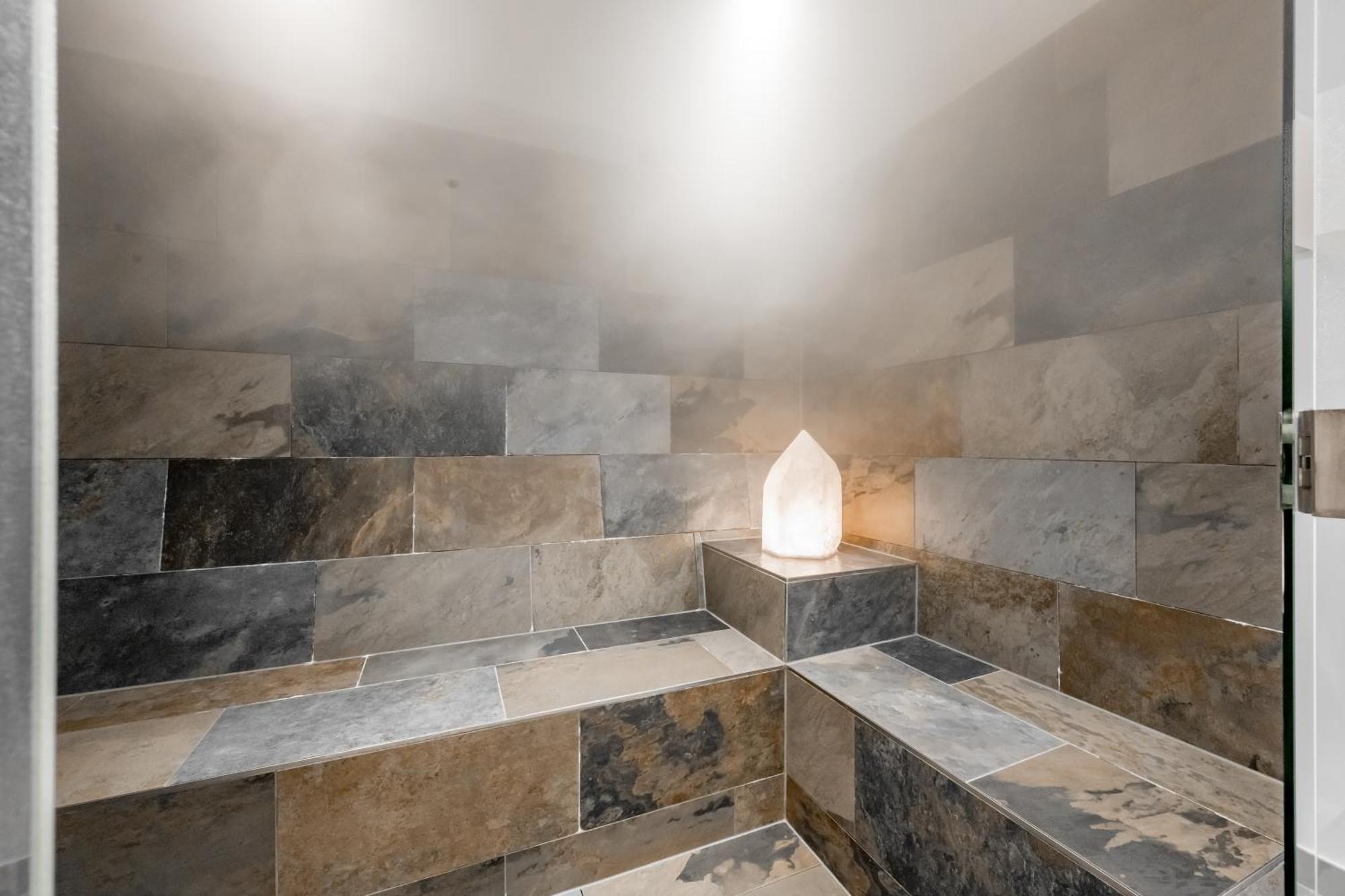 Tilia Living - B&B Mit Dem Komfort Eines Kleinen, Feinen Hotels Ried im Oberinntal Eksteriør billede