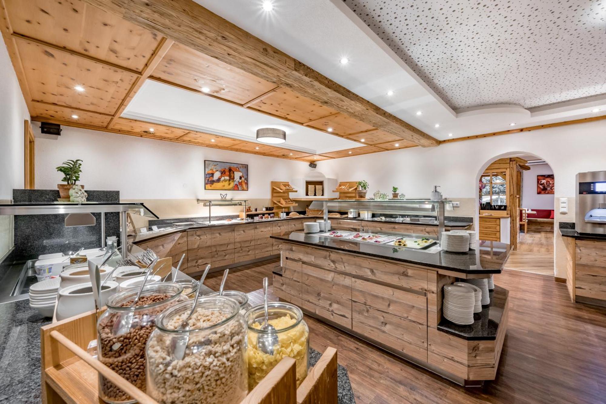 Tilia Living - B&B Mit Dem Komfort Eines Kleinen, Feinen Hotels Ried im Oberinntal Eksteriør billede
