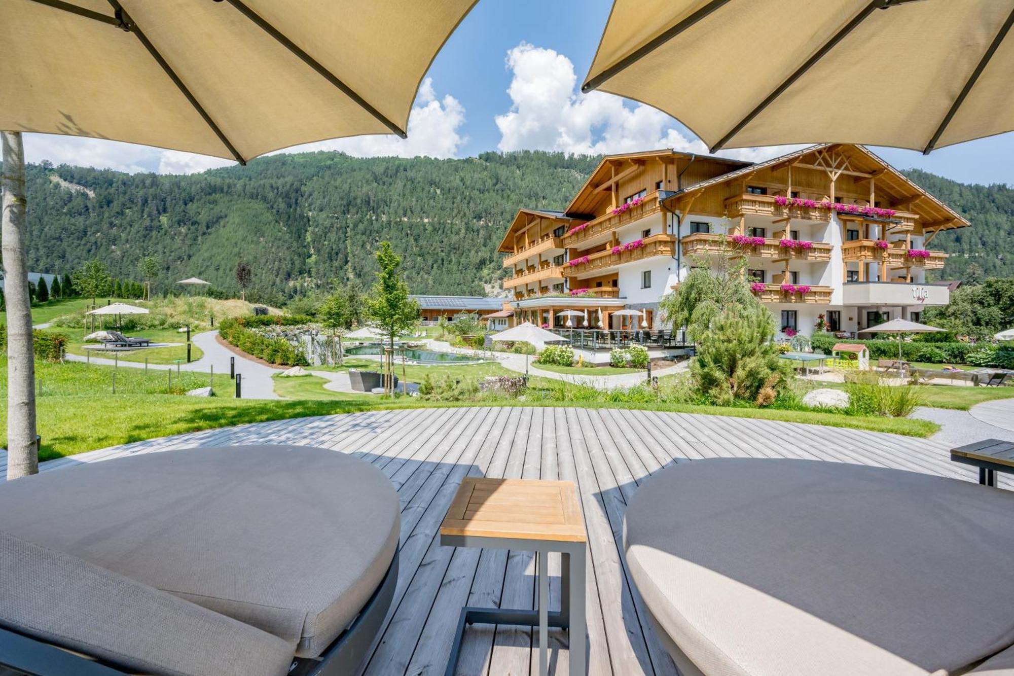 Tilia Living - B&B Mit Dem Komfort Eines Kleinen, Feinen Hotels Ried im Oberinntal Eksteriør billede