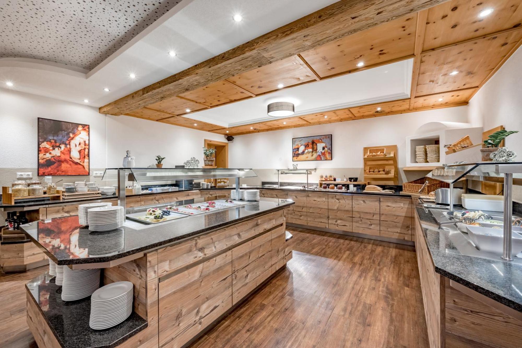 Tilia Living - B&B Mit Dem Komfort Eines Kleinen, Feinen Hotels Ried im Oberinntal Eksteriør billede